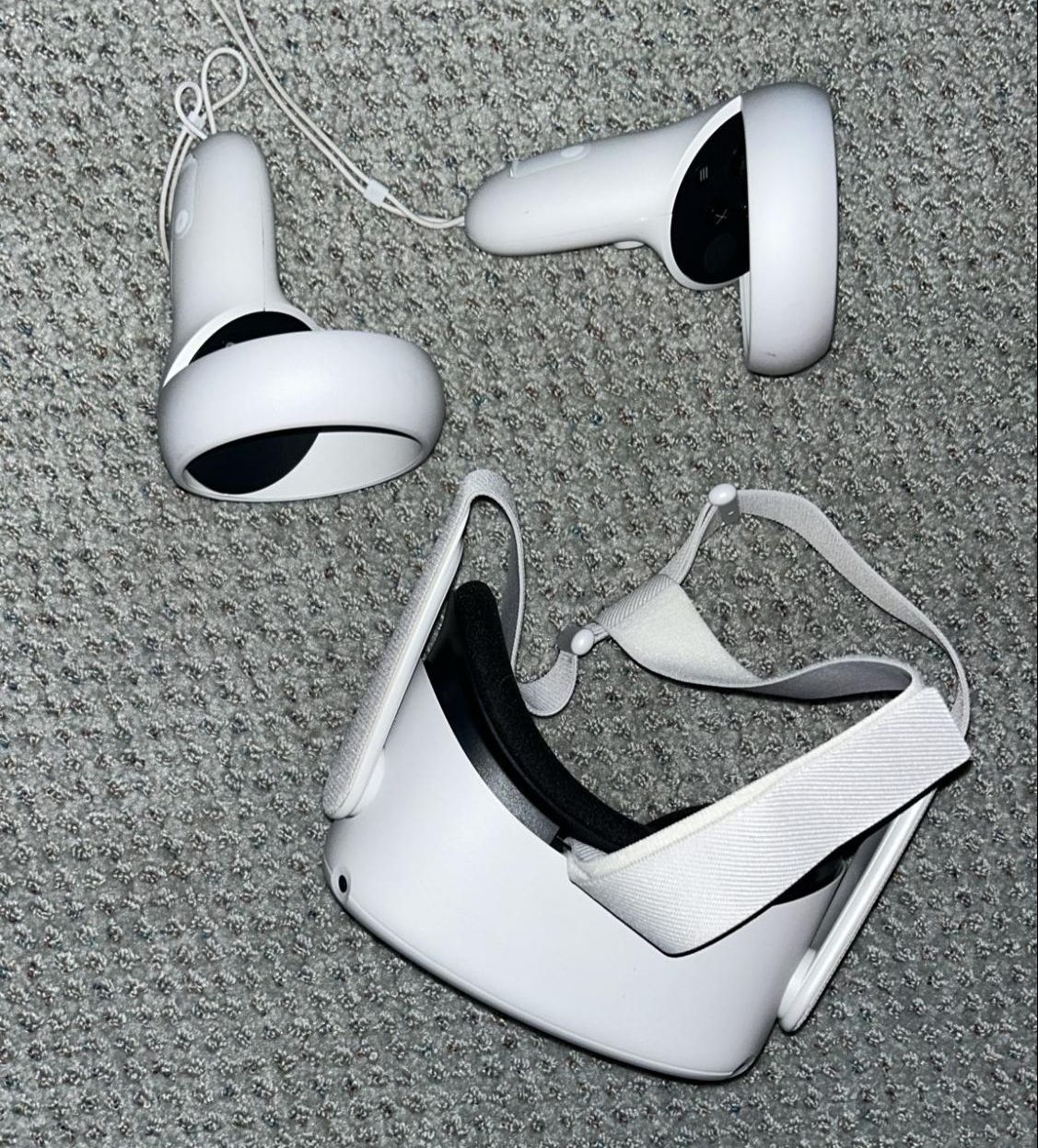 A VR headset. Photo courtesy of William Parisse.